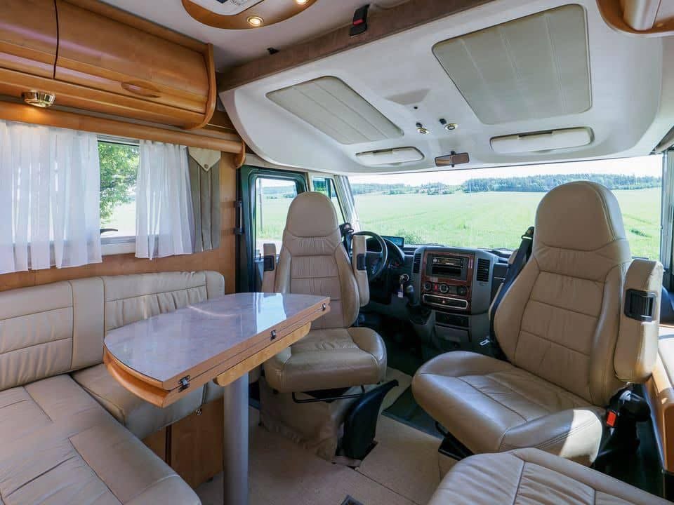 MERCEDES RAPIDO 99M - photo 5